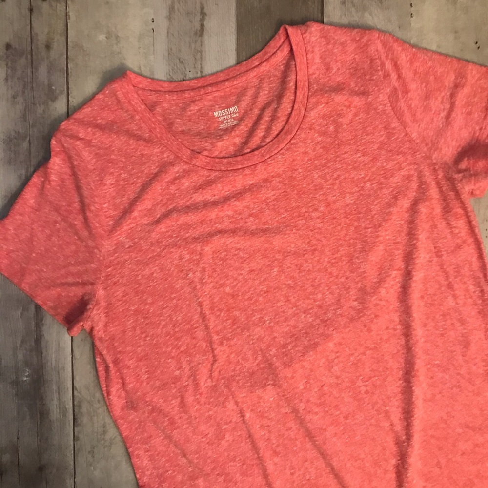 Mossimo crew tshirt